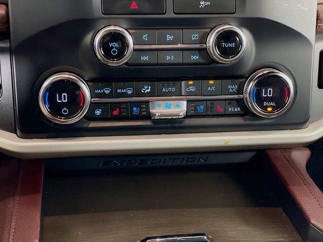 used 2023 Ford Expedition car, priced at $40,497