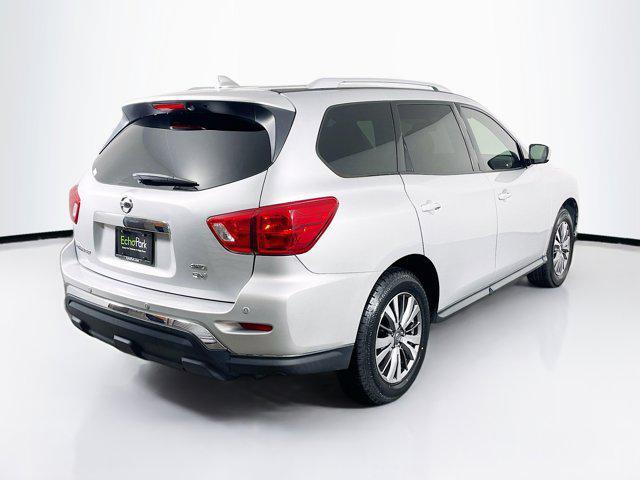 used 2020 Nissan Pathfinder car, priced at $15,989