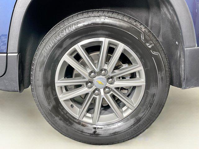 used 2023 Chevrolet Traverse car, priced at $27,887