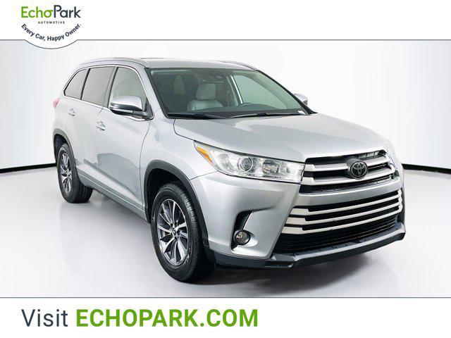 used 2018 Toyota Highlander car, priced at $23,999