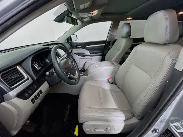 used 2018 Toyota Highlander car, priced at $23,999