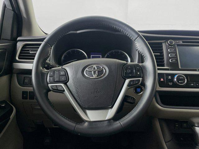 used 2018 Toyota Highlander car, priced at $23,999