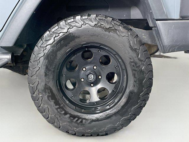 used 2015 Jeep Wrangler Unlimited car, priced at $18,999