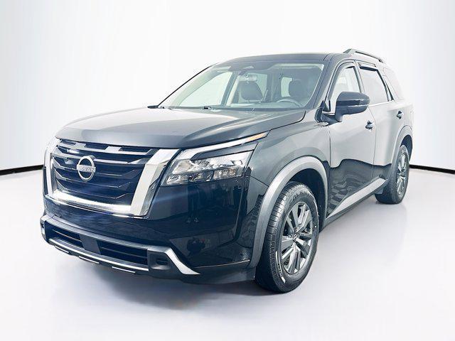 used 2024 Nissan Pathfinder car, priced at $25,697