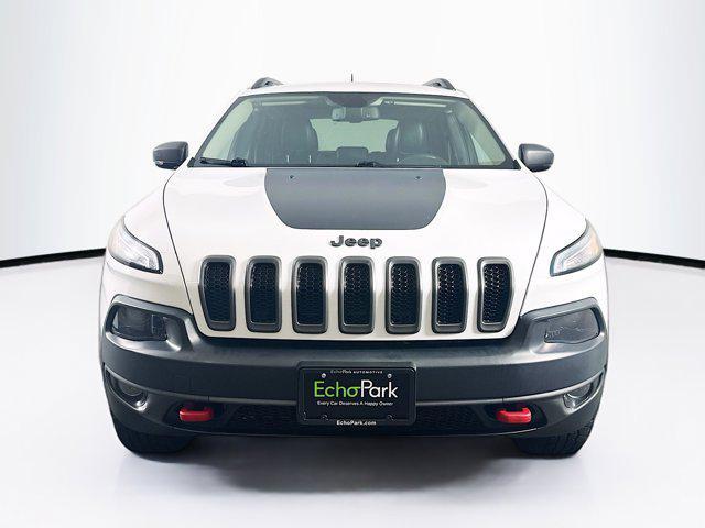 used 2018 Jeep Cherokee car, priced at $15,797