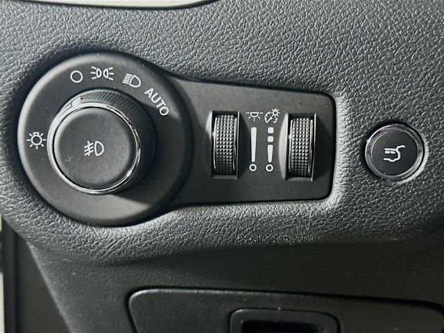 used 2018 Jeep Cherokee car, priced at $15,797