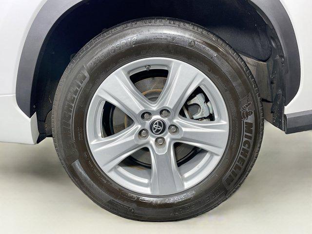 used 2023 Toyota Highlander car, priced at $32,997