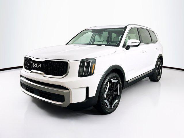 used 2024 Kia Telluride car, priced at $37,697