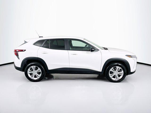 used 2024 Chevrolet Trax car, priced at $19,297