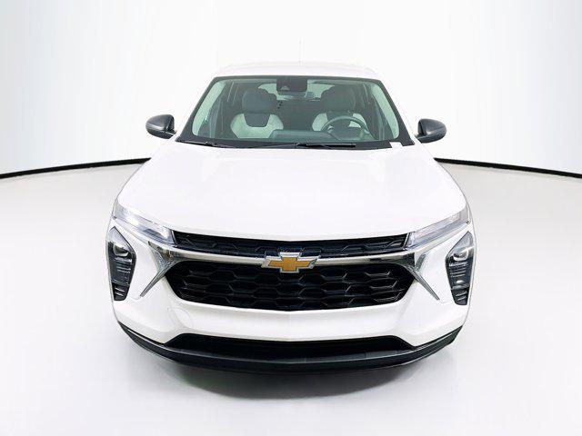 used 2024 Chevrolet Trax car, priced at $19,297