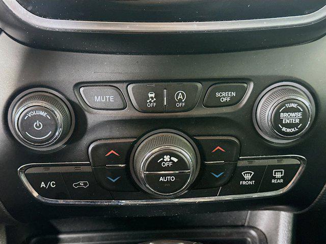 used 2021 Jeep Cherokee car, priced at $18,987