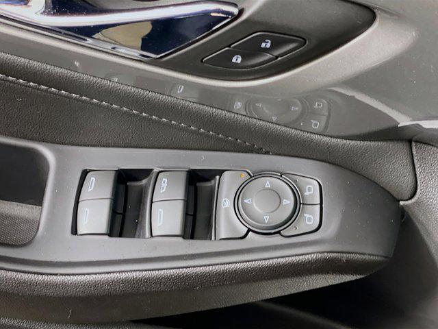 used 2023 Chevrolet Traverse car, priced at $27,697