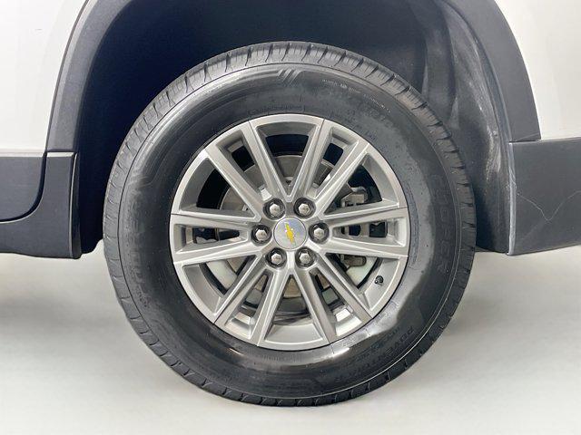 used 2023 Chevrolet Traverse car, priced at $27,697