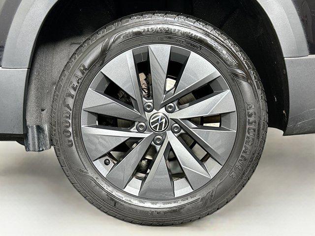 used 2024 Volkswagen Taos car, priced at $17,997
