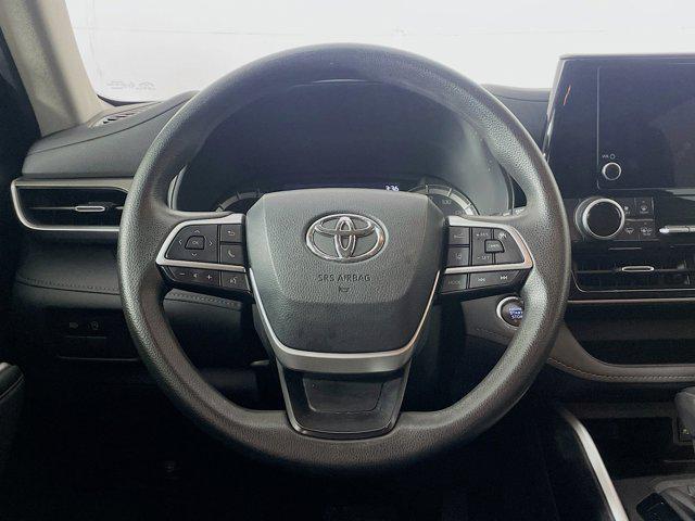 used 2023 Toyota Highlander car, priced at $30,197