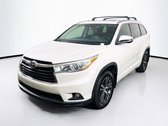 used 2016 Toyota Highlander car, priced at $17,699