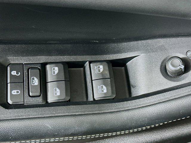 used 2022 Jeep Grand Cherokee L car, priced at $28,987