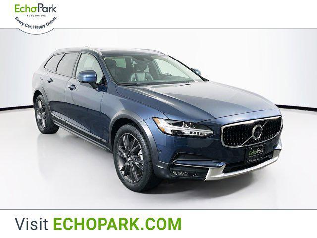 used 2018 Volvo V90 Cross Country car, priced at $23,889