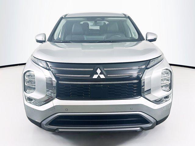 used 2025 Mitsubishi Outlander car, priced at $25,487