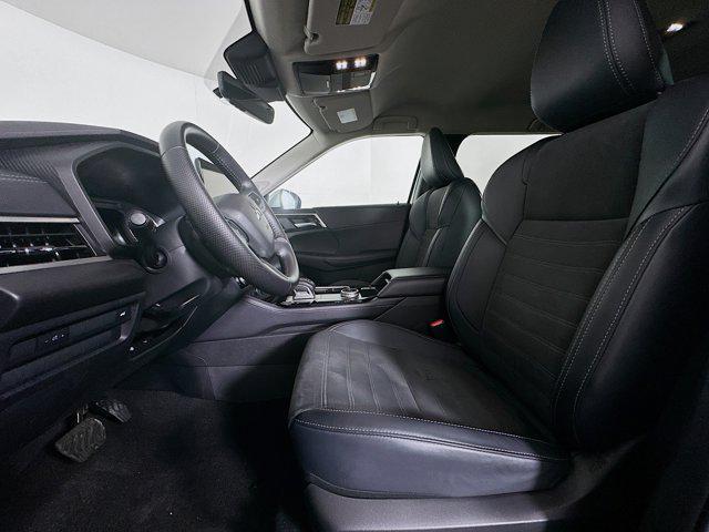 used 2025 Mitsubishi Outlander car, priced at $25,487