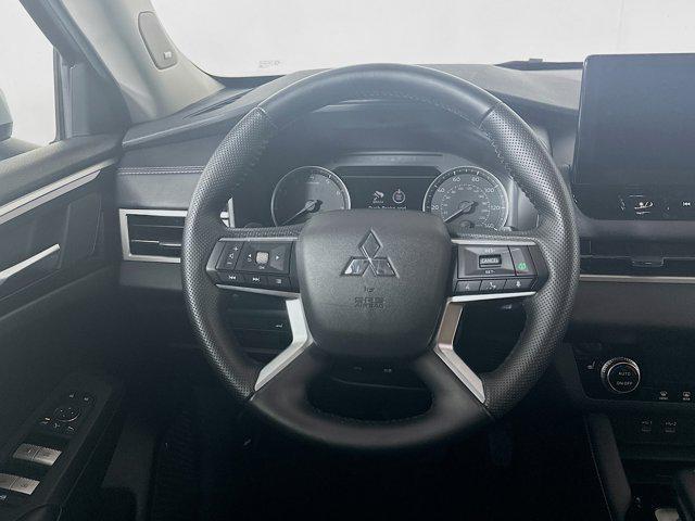 used 2025 Mitsubishi Outlander car, priced at $25,487