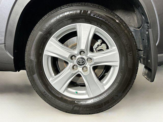 used 2023 Toyota Highlander car, priced at $35,497