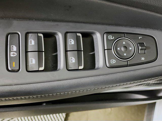 used 2022 Hyundai Santa Fe car, priced at $22,497