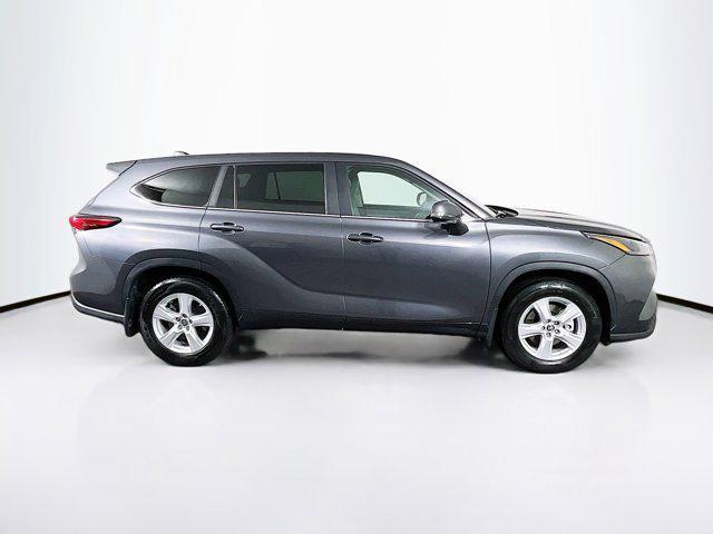 used 2023 Toyota Highlander car, priced at $30,697