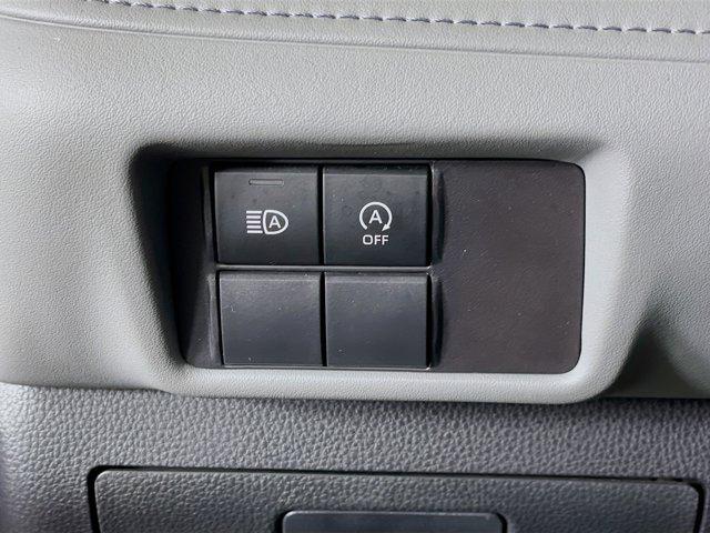 used 2023 Toyota Highlander car, priced at $30,697