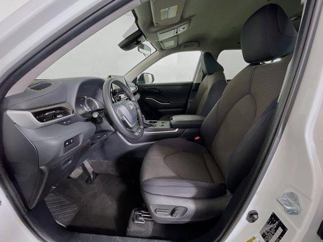 used 2023 Toyota Highlander car, priced at $31,289