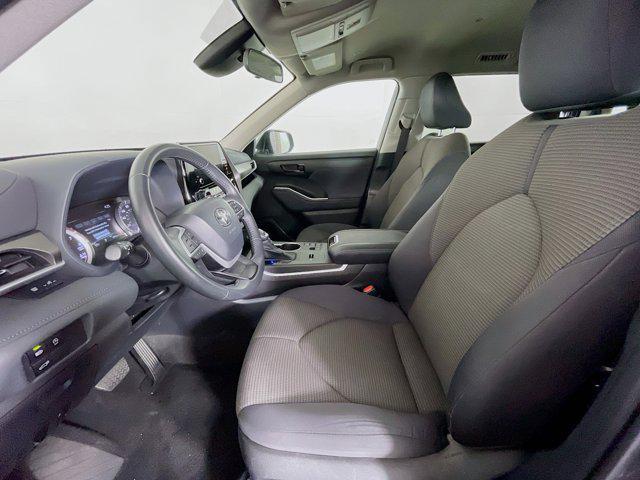 used 2024 Toyota Highlander car, priced at $37,689