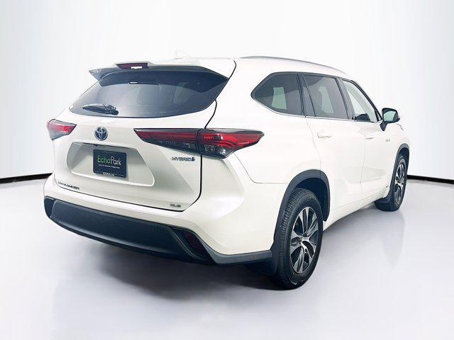 used 2020 Toyota Highlander Hybrid car, priced at $27,987