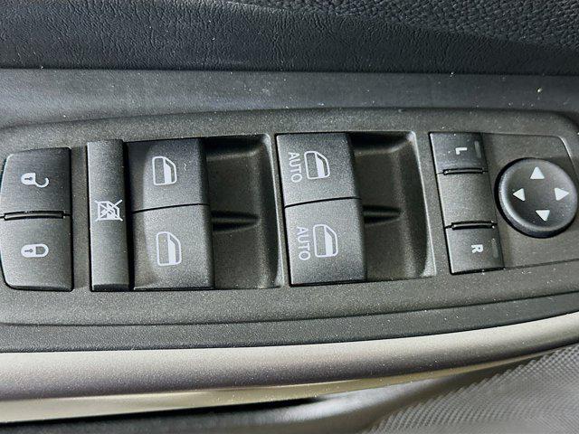 used 2022 Jeep Cherokee car, priced at $21,797