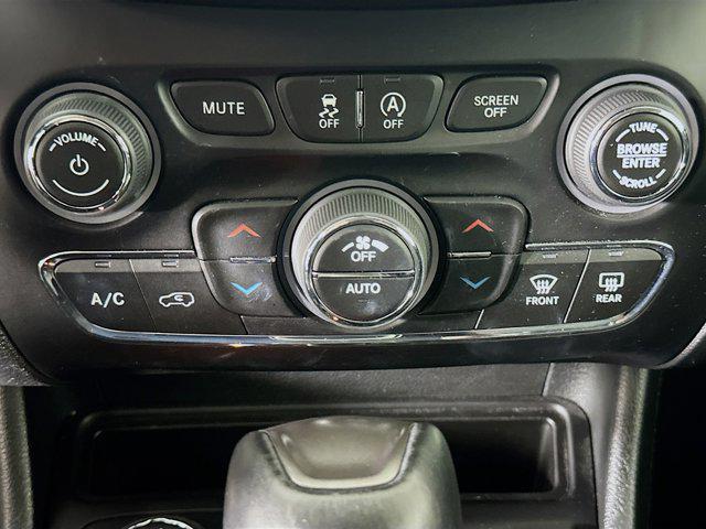 used 2022 Jeep Cherokee car, priced at $21,797