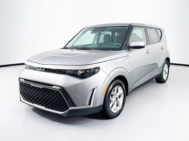 used 2024 Kia Soul car, priced at $15,487