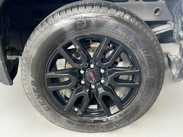 used 2023 GMC Sierra 1500 car, priced at $35,596