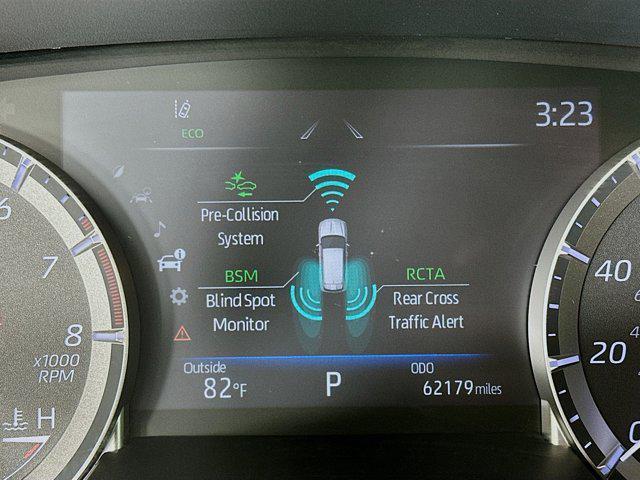 used 2022 Toyota Highlander car, priced at $31,297