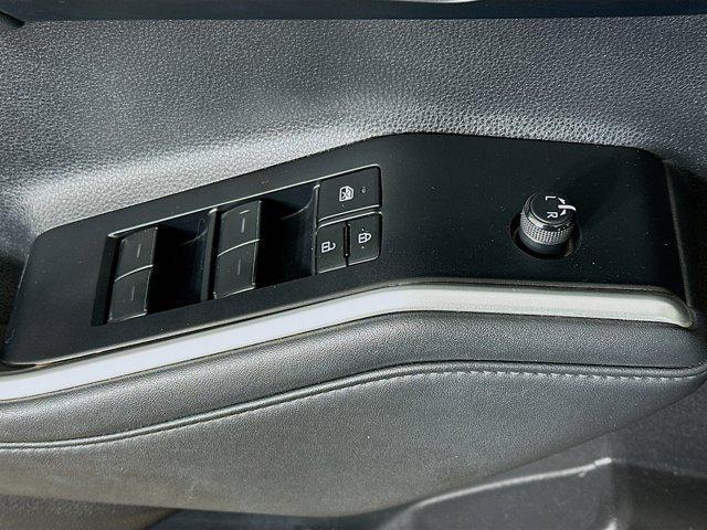 used 2022 Toyota Highlander car, priced at $31,297