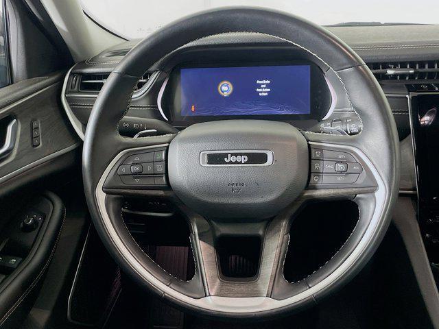 used 2022 Jeep Grand Cherokee car, priced at $29,297