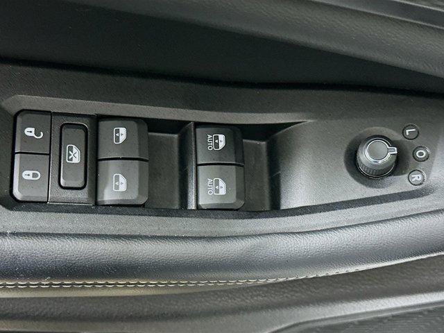 used 2024 Jeep Grand Cherokee car, priced at $29,987