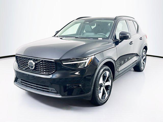 used 2024 Volvo XC40 car, priced at $27,697