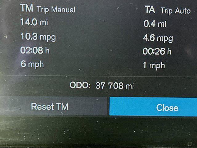 used 2024 Volvo XC40 car, priced at $27,697