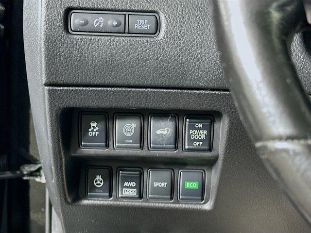 used 2017 Nissan Rogue car, priced at $13,496