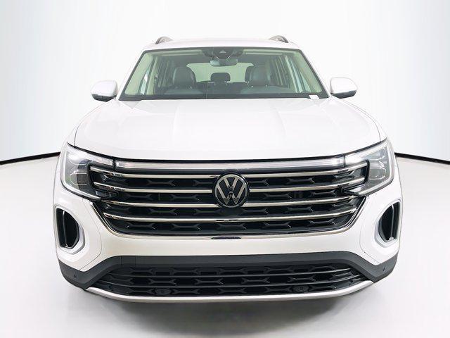 used 2024 Volkswagen Atlas car, priced at $29,997