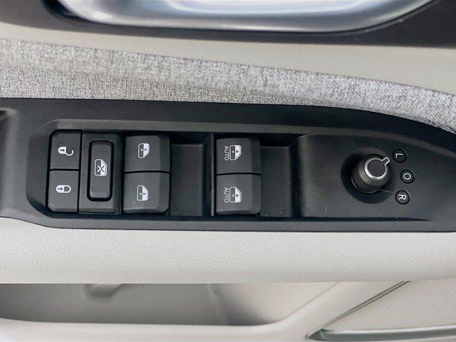 used 2022 Jeep Compass car, priced at $19,397