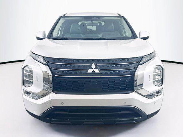 used 2024 Mitsubishi Outlander car, priced at $21,987