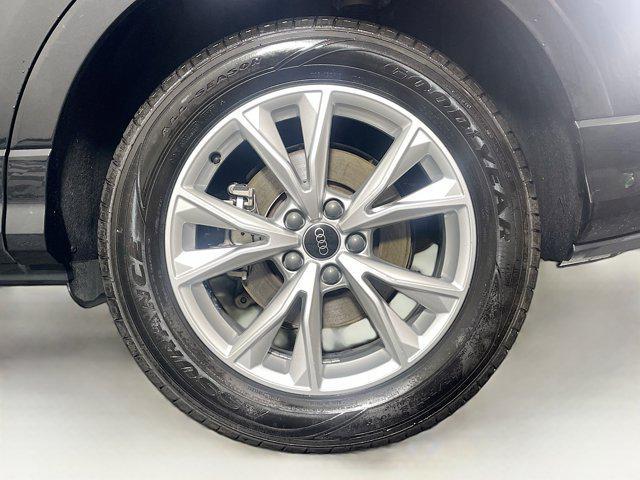 used 2024 Audi Q3 car, priced at $27,497
