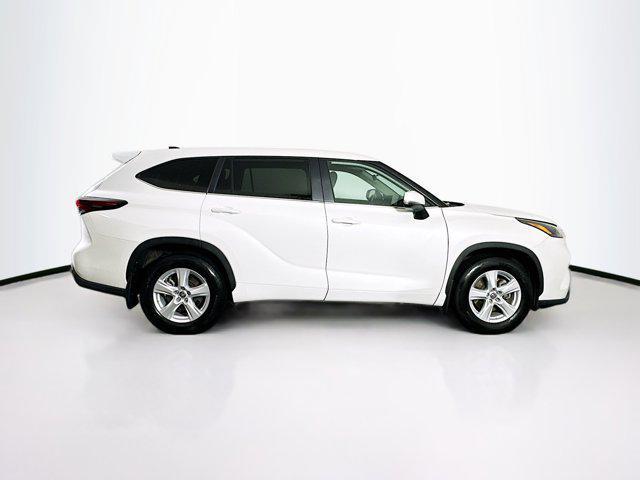 used 2024 Toyota Highlander car, priced at $32,397
