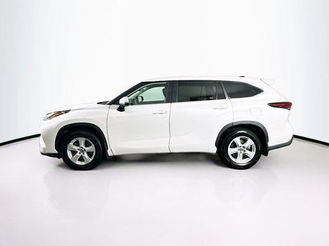used 2024 Toyota Highlander car, priced at $32,397