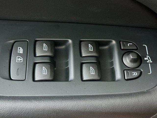 used 2025 Volvo XC60 car, priced at $33,987